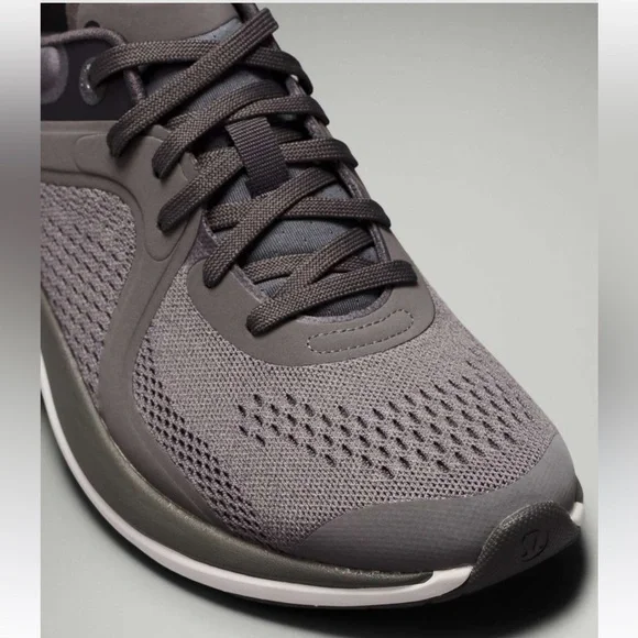 Lululemon Chargefeel Workout Low - Picture 2 of 8